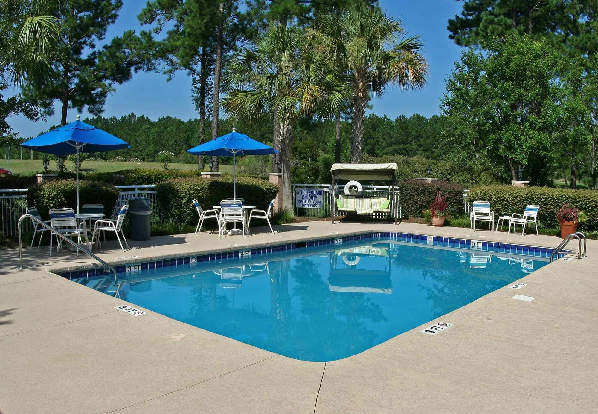 Fairfield Inn & Suites Hilton Head Island بلافتون المرافق الصورة